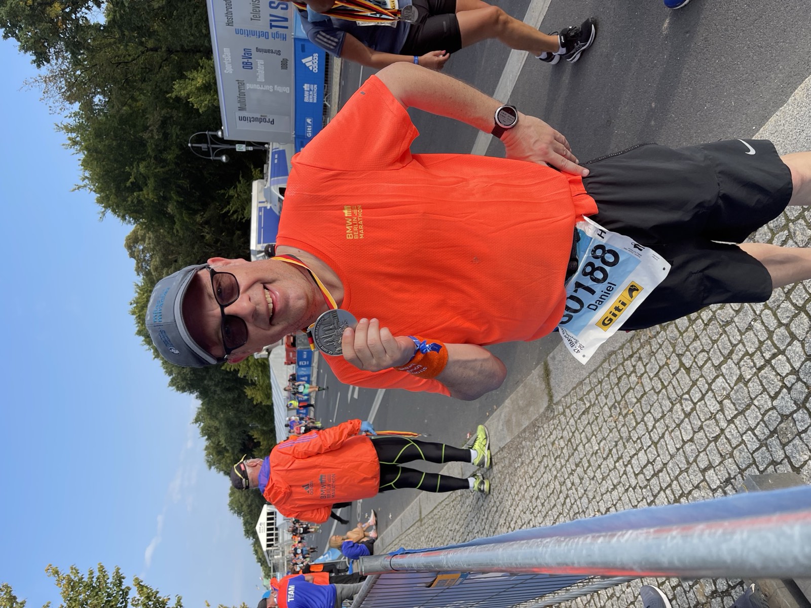 Dan Alperin at the BMW Berlin Marathon — September 2021, earning his fifth Abbott World Marathon Major star